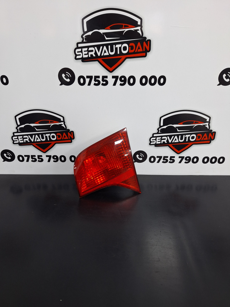 Stop / tripla dreapta portbagaj Audi A4 (2004-2008) [8EC, B7] 2.0 Motorina 2007, MODEL CU BEC / BERLINĂ / 8E5945094A