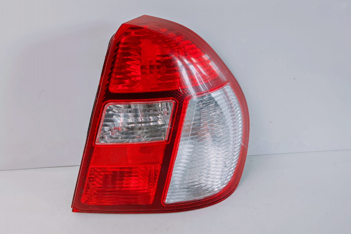Stop / Tripla dreapta Renault Symbol [facelift] [2002 - 2006]