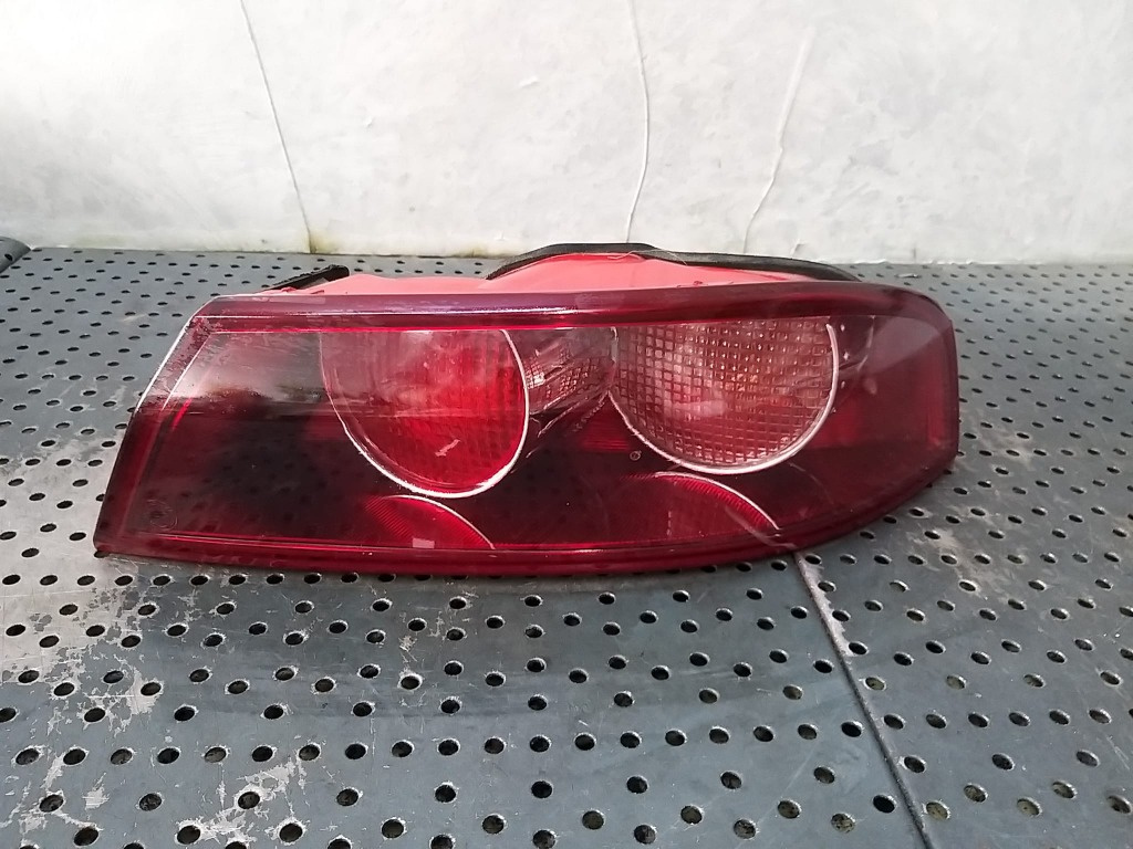 Stop tripla lampa dreapta aripa alfa romeo 159 939 50504818
