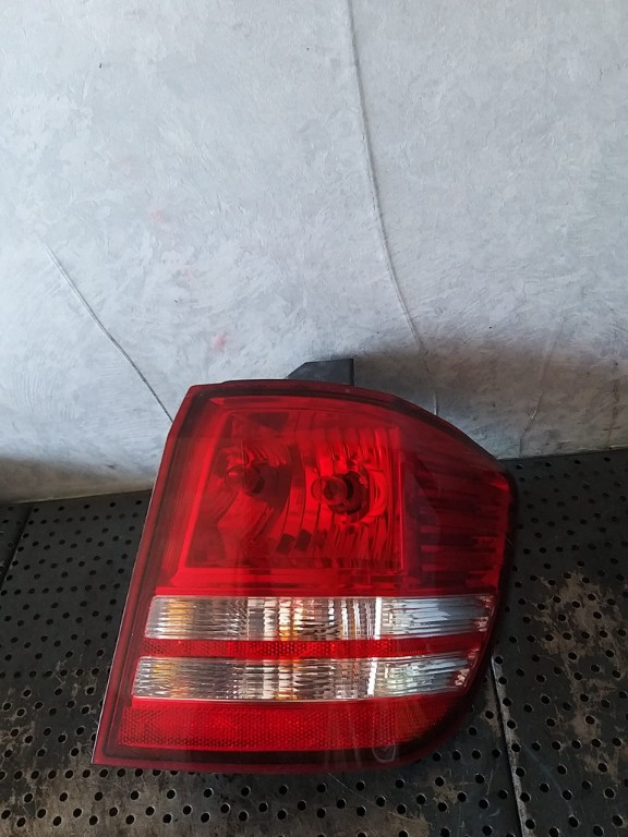 Stop tripla lampa dreapta aripa dodge journey 05067784ad