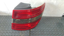 Stop tripla lampa dreapta aripa mercedes b class w...