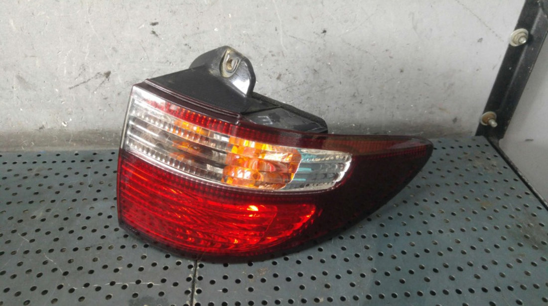 Stop tripla lampa dreapta aripa toyota previa 2 r3