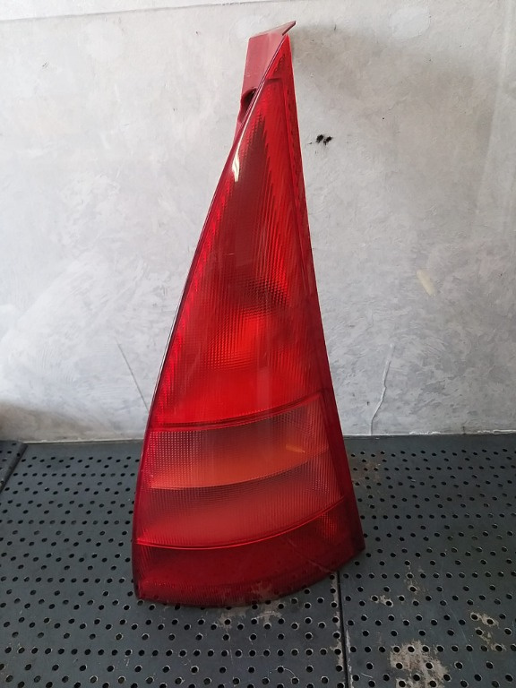 Stop tripla lampa dreapta citroen c3 1 2556d