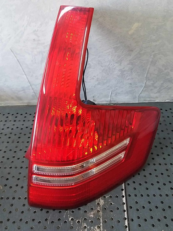 Stop tripla lampa dreapta citroen c4 1 lc 965586398001
