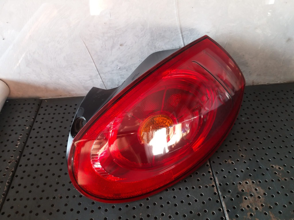 Stop tripla lampa dreapta fiat bravo 2 198 51757542
