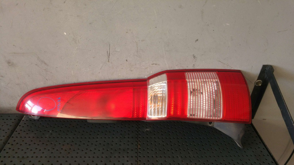 Stop tripla lampa dreapta fiat panda 169 51763006 280202