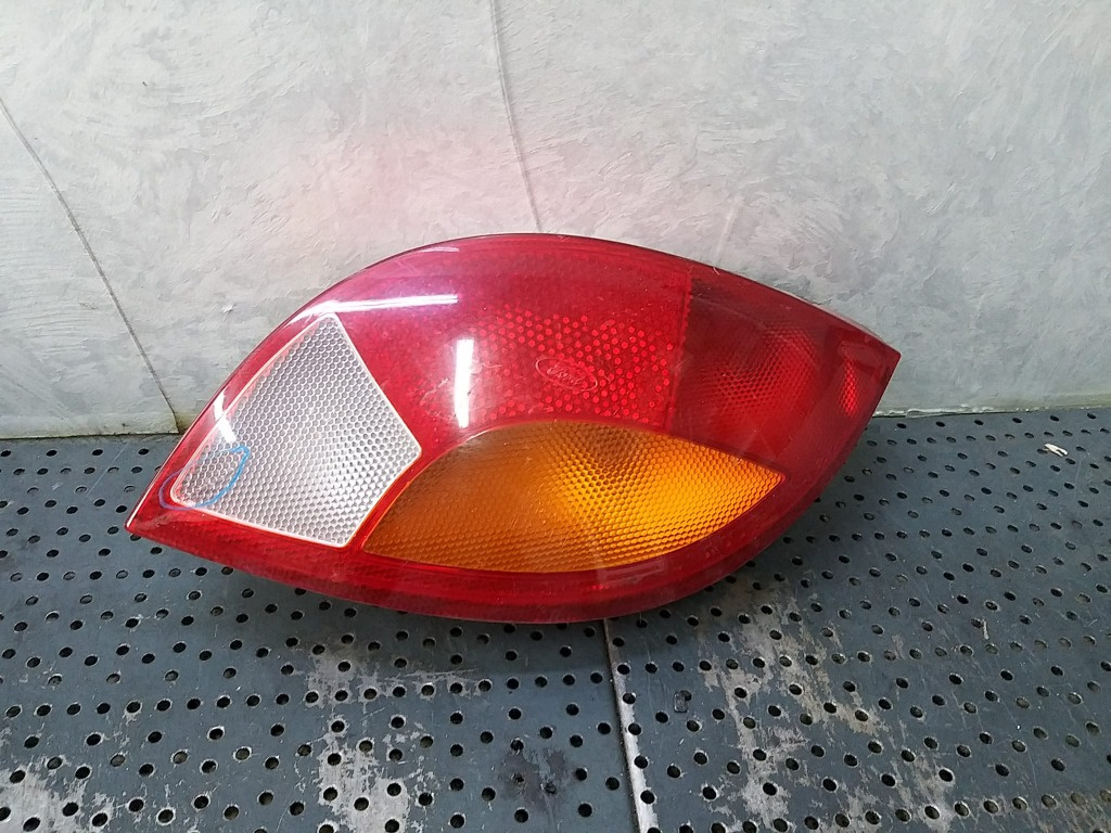Stop tripla lampa dreapta ford ka rb 97kg13n004ab