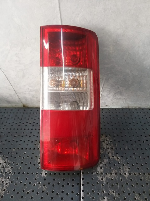 Stop tripla lampa dreapta ford transit connect 2t1413n412ab