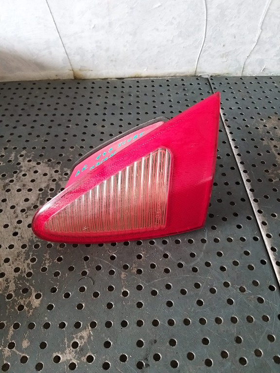 Stop tripla lampa dreapta haion alfa romeo 147 937 03321010 46556346 46747825