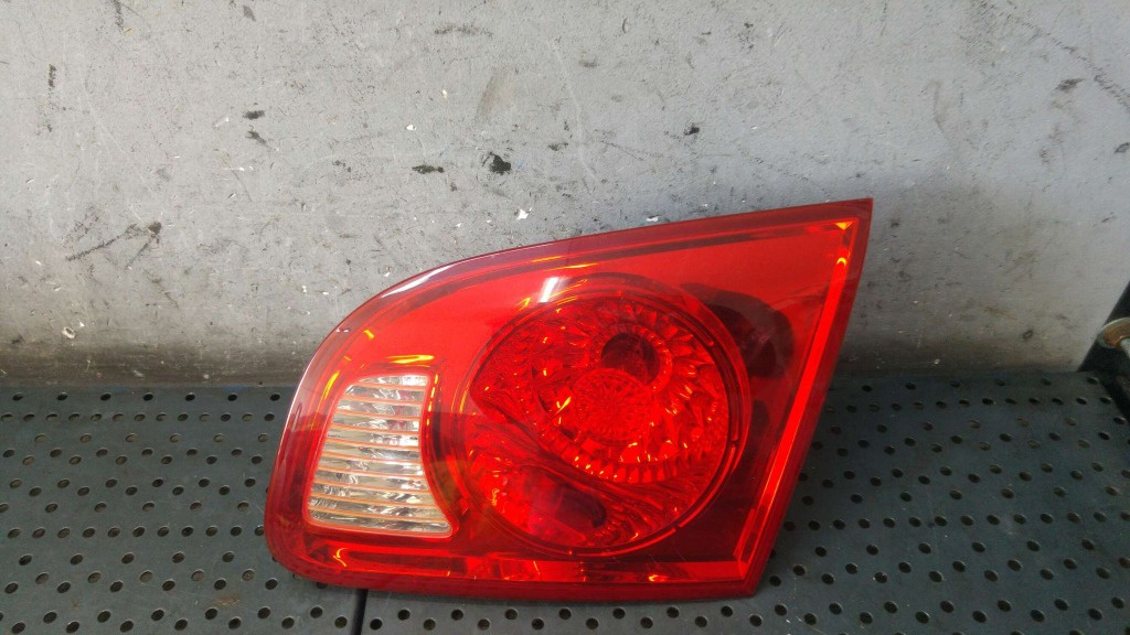 Stop tripla lampa dreapta haion hyundai santa fe 2 cm 924062b000
