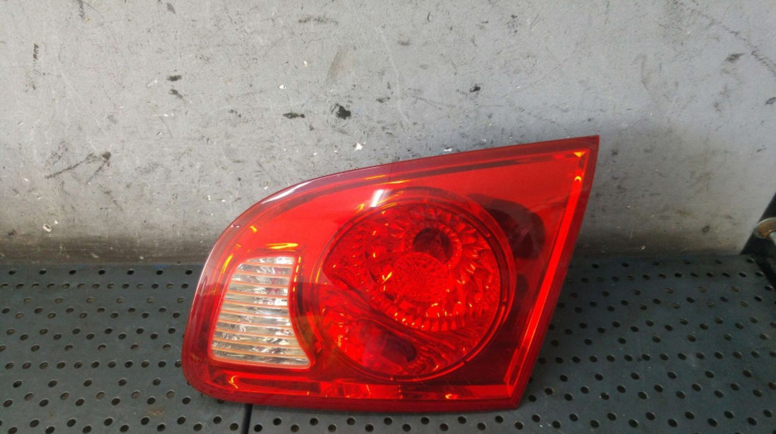 Stop tripla lampa dreapta haion hyundai santa fe 2 cm 924062b000