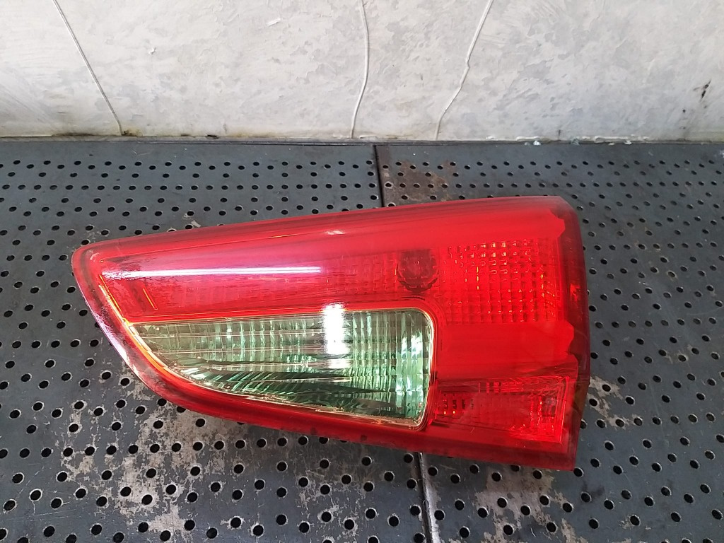 Stop tripla lampa dreapta haion kia ceed 2 break 92404-a23