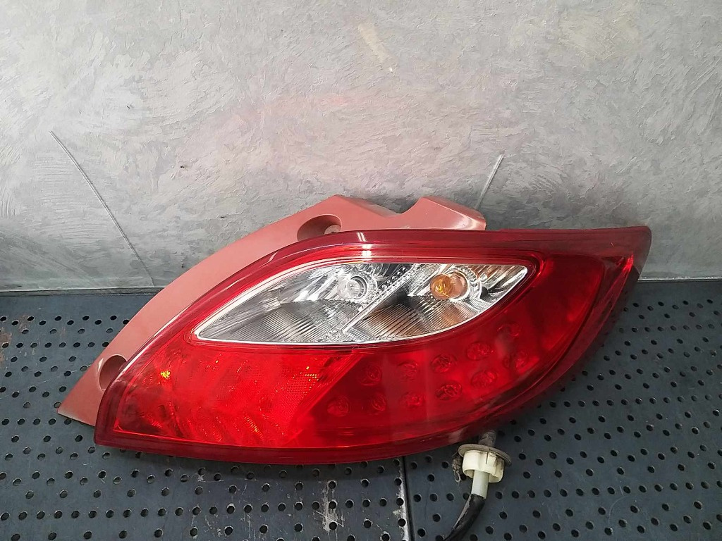 Stop tripla lampa dreapta mazda 2 de dh facelift d65151150