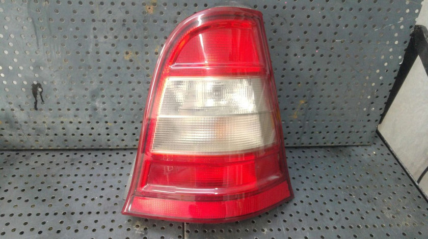 Stop tripla lampa dreapta mercedes a class w168 084401923