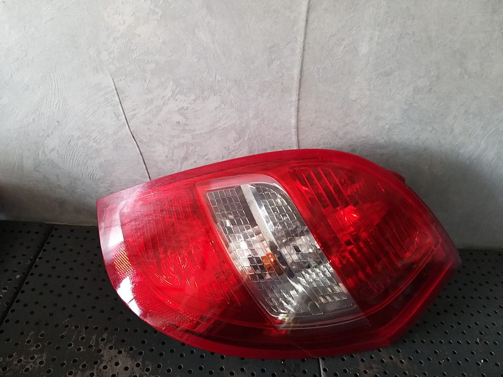 Stop tripla lampa dreapta mercedes a class w169 facelift 89075862r