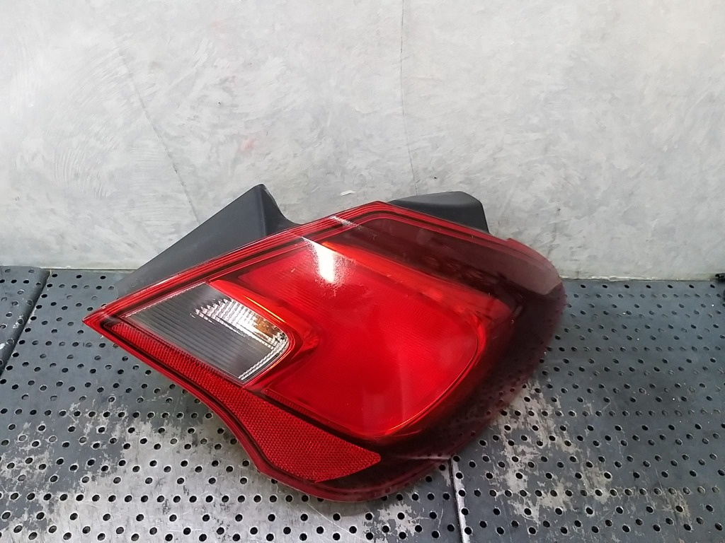Stop tripla lampa dreapta opel corsa e x15 13428448 460034366