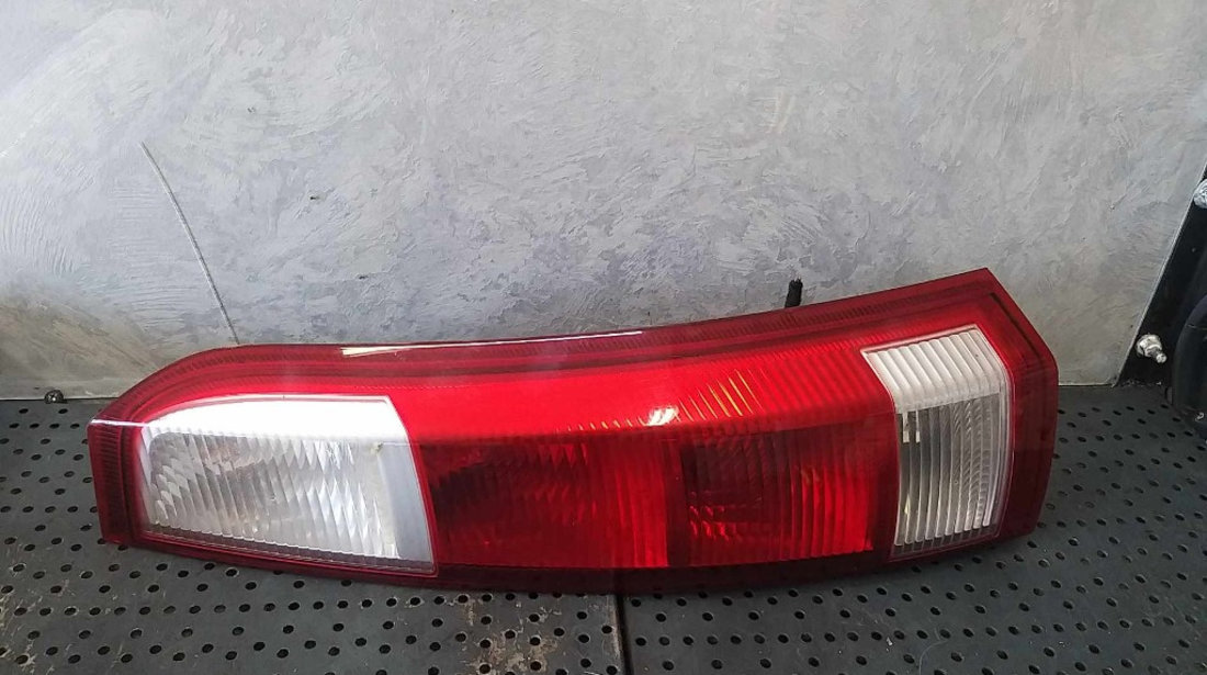 Stop tripla lampa dreapta opel meriva a 93294346