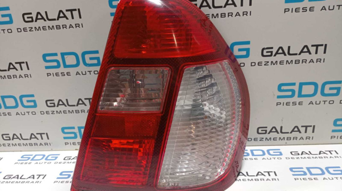 Stop Tripla Lampa Dreapta Renault Clio 2 Symbol Thalia 1998 - 2012 Cod 8200403982 [M3844]