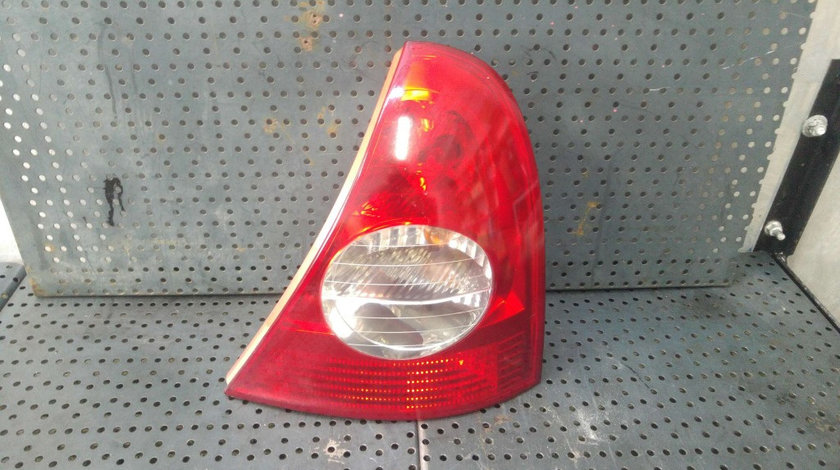 Stop tripla lampa dreapta renault clio 2 8200071414