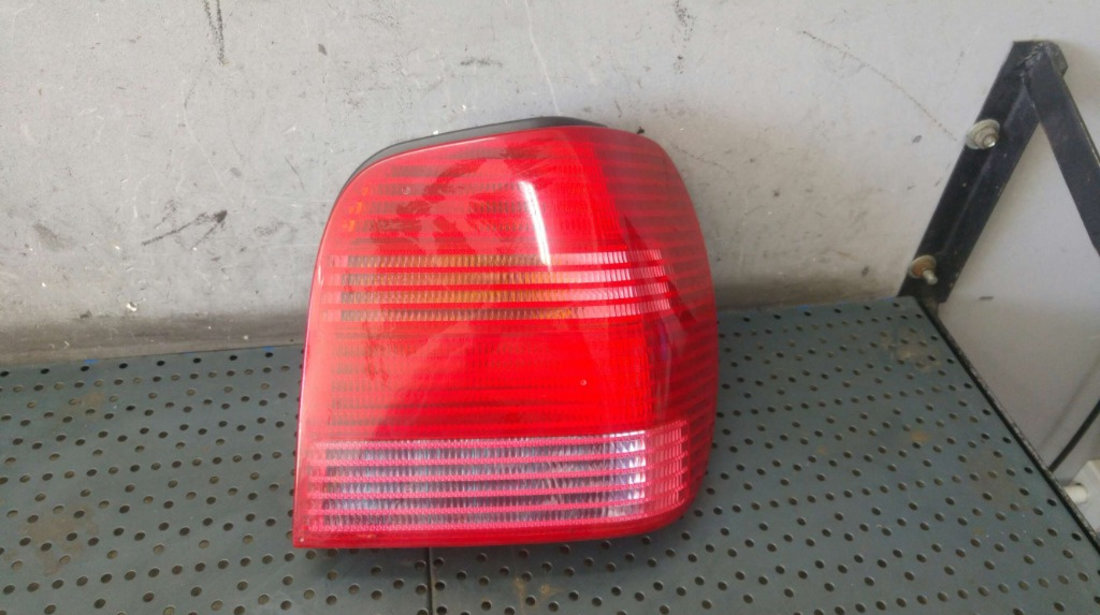 Stop tripla lampa dreapta vw polo 6n