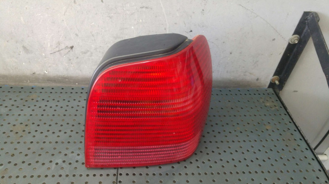 Stop tripla lampa dreapta vw polo 6n