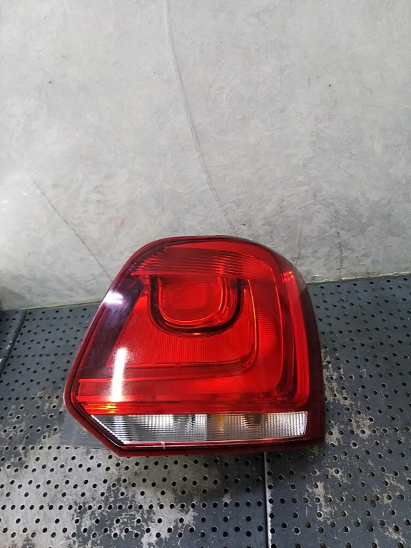 Stop tripla lampa dreapta vw polo 6r 6r0945096