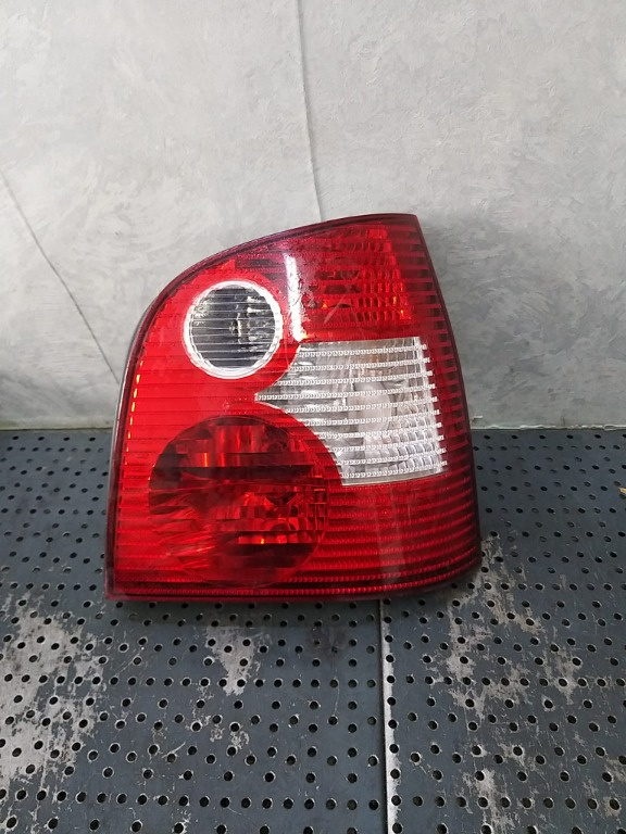 Stop tripla lampa dreapta vw polo 9n 62409r