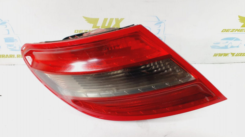 Stop tripla lampa stanga 2048202964l Mercedes-Benz C-Class W204/S204 [2007 - 2012]