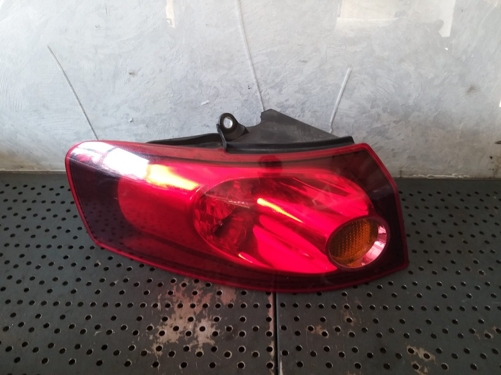 Stop tripla lampa stanga aripa fiat croma 194 51727250