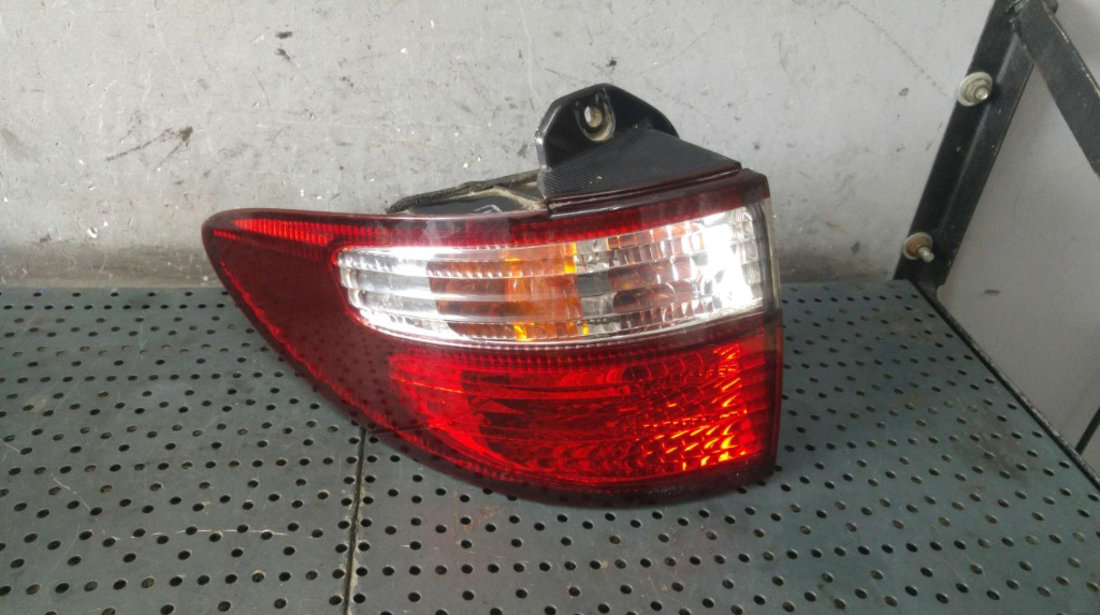 Stop tripla lampa stanga aripa toyota previa 2 r3