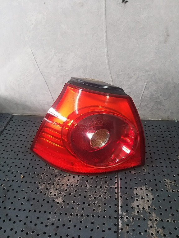 Stop tripla lampa stanga aripa vw golf 5 1k 4vfx13405aa