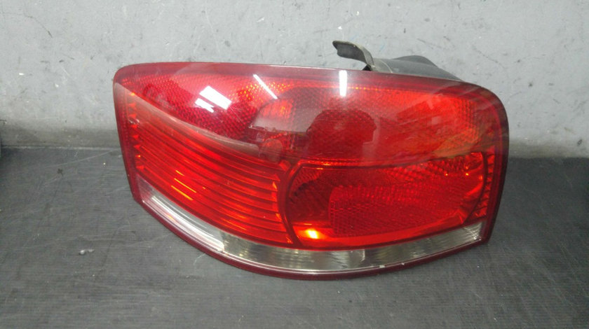 Stop tripla lampa stanga audi a3 8p 8p0945095020s