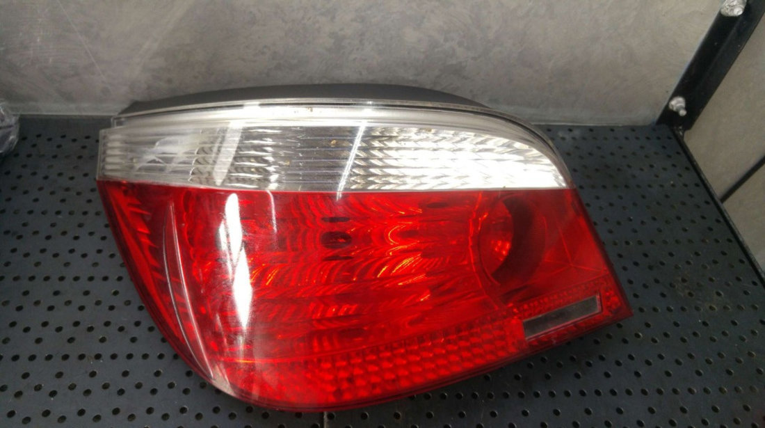 Stop tripla lampa stanga bmw seria 5 e60 6910767