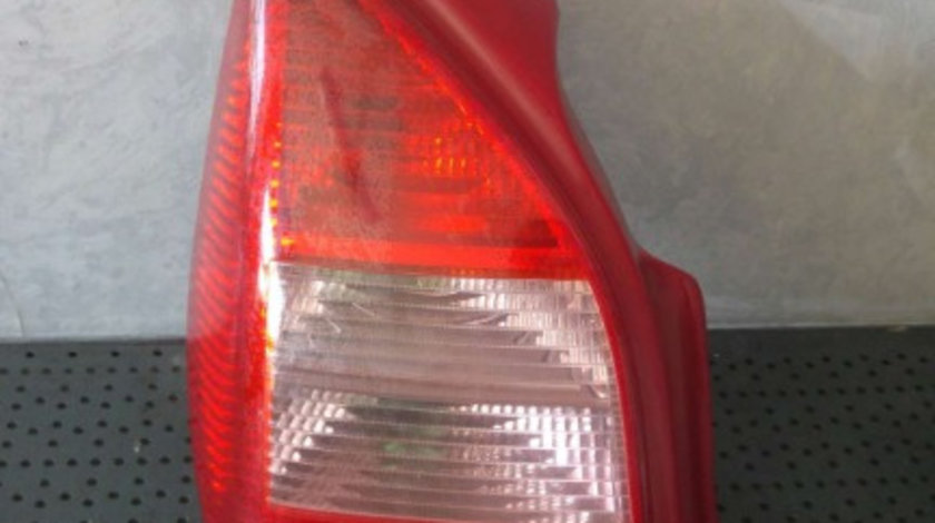 Stop tripla lampa stanga citroen c2 jm 79998d 3ckx13405aa