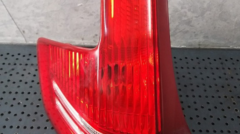 Stop tripla lampa stanga citroen c4 1 lc 965586408001