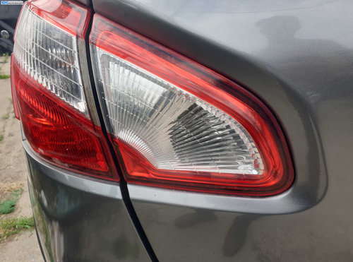 Stop Tripla Lampa Stanga de pe Haion Haion Nissan Qashqai J10 FL Facelift 2010 - 2013 [K6614]