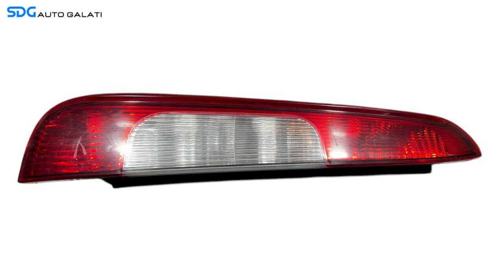 Stop Tripla Lampa Stanga Ford C-Max 2004 - 2007 Cod 3M51-13A603-AA [L6008]