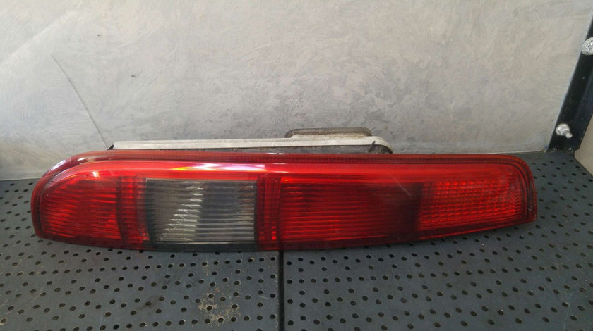 Stop tripla lampa stanga ford focus 2 4m5113405c