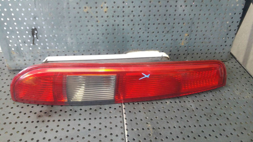 Stop tripla lampa stanga ford focus 2 4m5113n004c