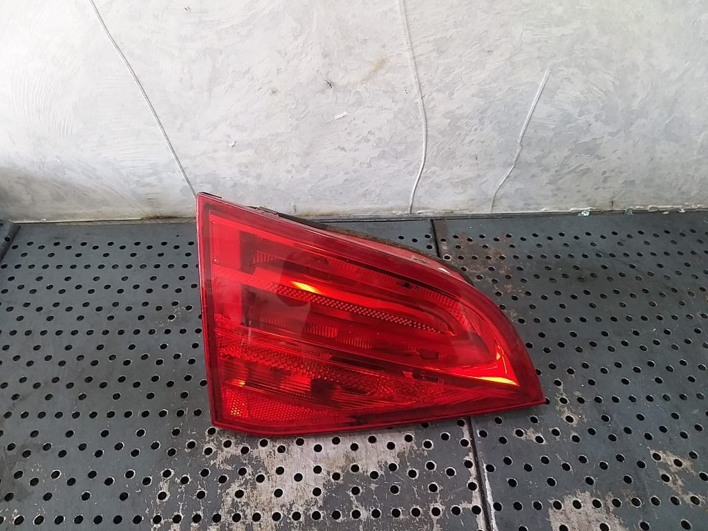 Stop tripla lampa stanga haion audi a4 b8 8k 8k9945093