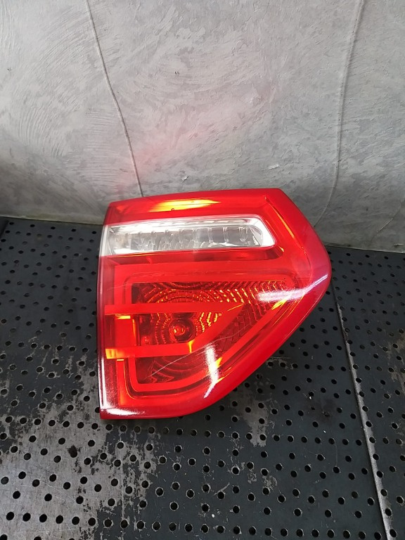 Stop tripla lampa stanga haion citroen c4 picasso 1 ud 9653547777