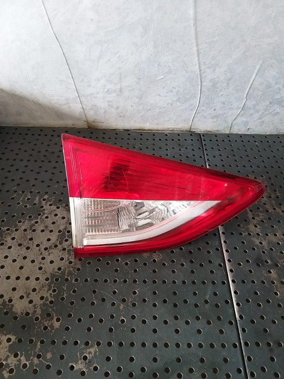 Stop tripla lampa stanga haion ford kuga 2 cv4413a603ag 90021836