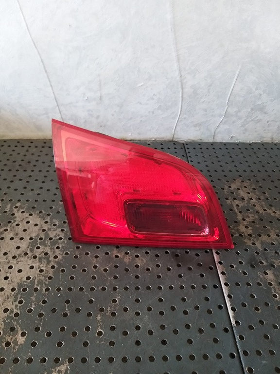 Stop tripla lampa stanga haion opel astra j 13282246