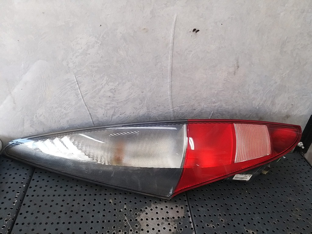 Stop tripla lampa stanga lancia phedra 179 1400202580