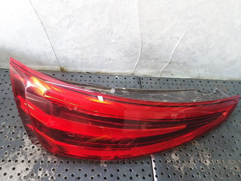 Stop tripla lampa stanga led audi q3 8u 8u0945093a