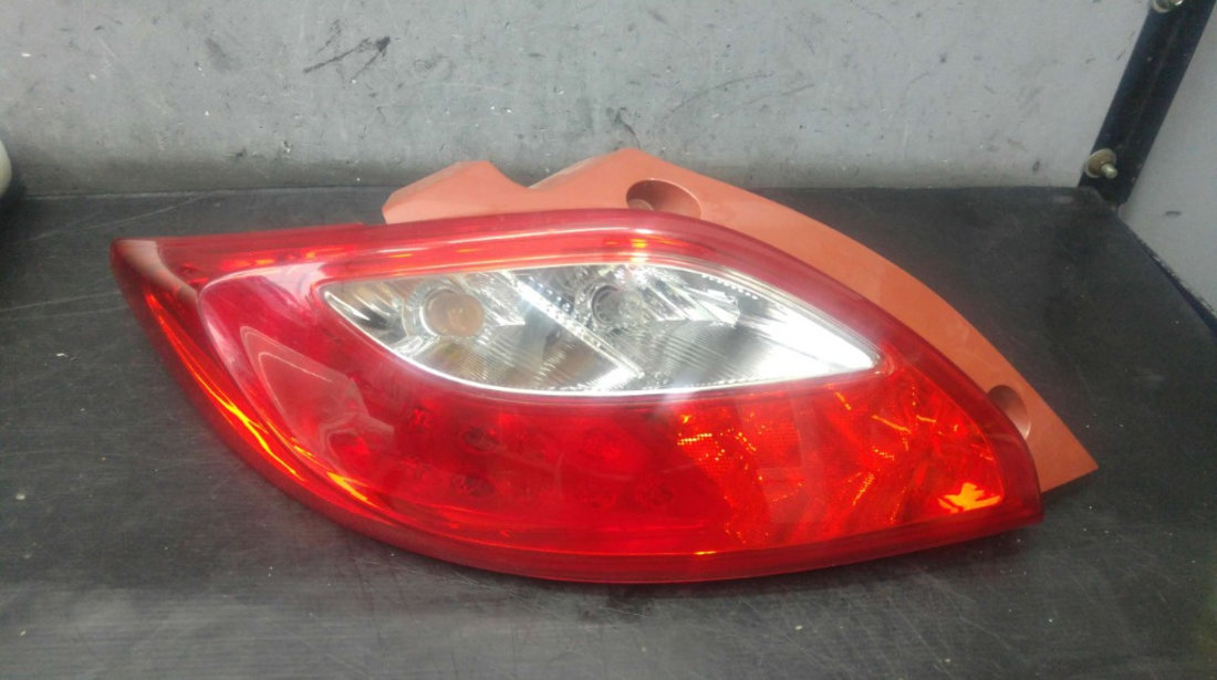 Stop tripla lampa stanga mazda 2 facelift de dh d65151160