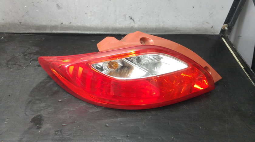 Stop tripla lampa stanga mazda 2 facelift d65151160