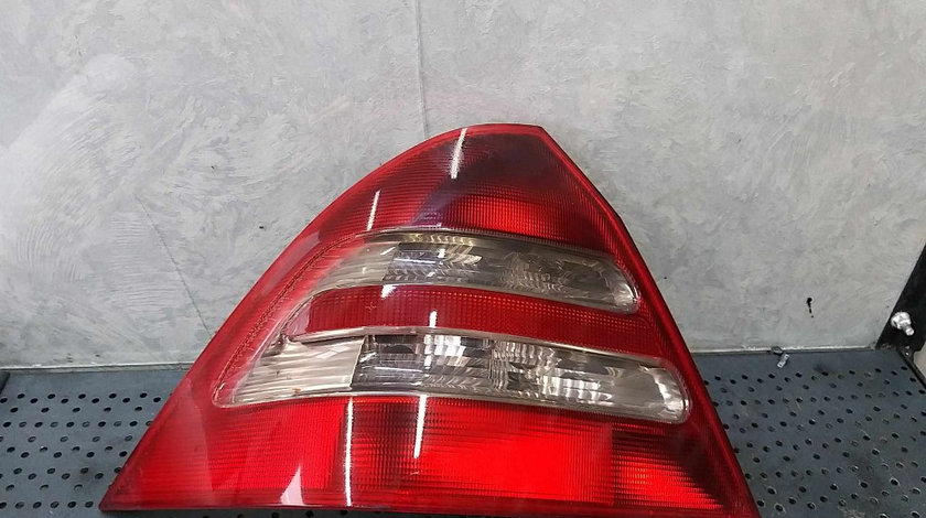 Stop tripla lampa stanga mercedes c class w203