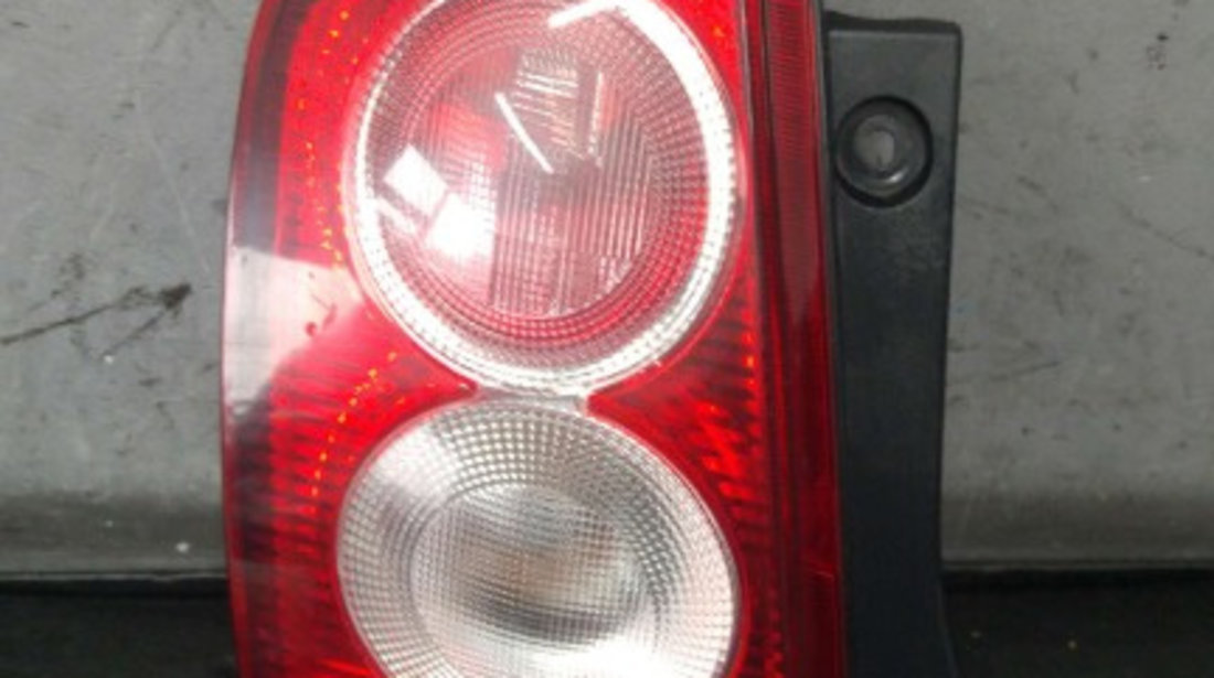 Stop tripla lampa stanga nissan micra 3 k12