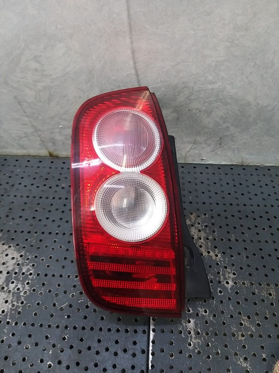 Stop tripla lampa stanga nissan micra 3 k12